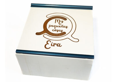 Cajas para quesos con perfil metálico y personalizada de Cajas-Regalo
